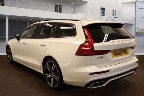 Volvo V60 2.0 D3 R-Design Estate 5dr Diesel Auto Euro 6 (s/s) (150 ps) 4