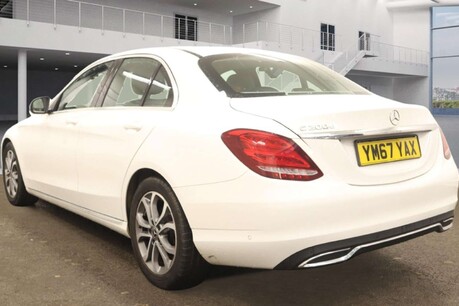 Mercedes-Benz C Class 1.6 C200d Sport Saloon 4dr Diesel G-Tronic+ Euro 6 (s/s) (136 ps) 4