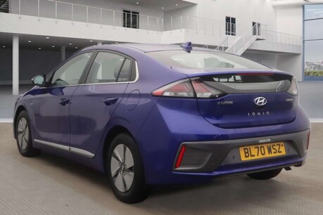 Hyundai IONIQ 1.6 h-GDi Premium Hatchback 5dr Petrol Hybrid DCT Euro 6 (s/s) (141 ps) 4