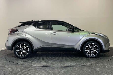 Toyota C-HR 1.8 VVT-h Dynamic SUV 5dr Petrol Hybrid CVT Euro 6 (s/s) (122 ps) 8