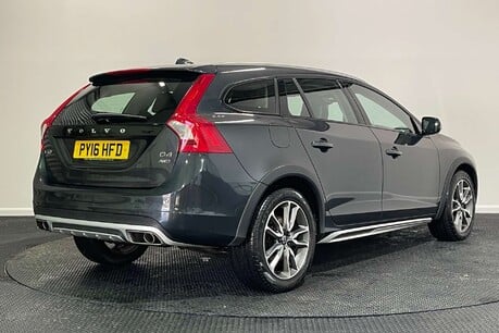 Volvo V60 2.4 D4 Lux Nav Estate 5dr Diesel Auto AWD Euro 6 (s/s) (190 ps) 7