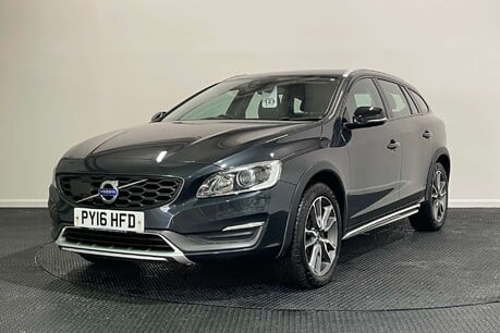 Volvo V60 2.4 D4 Lux Nav Estate 5dr Diesel Auto AWD Euro 6 (s/s) (190 ps) 3