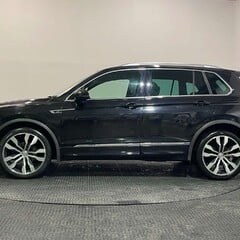 Volkswagen Tiguan 2.0 TDI BlueMotion Tech R-Line SUV 5dr Diesel Manual Euro 6 (s/s) (150 ps) 7