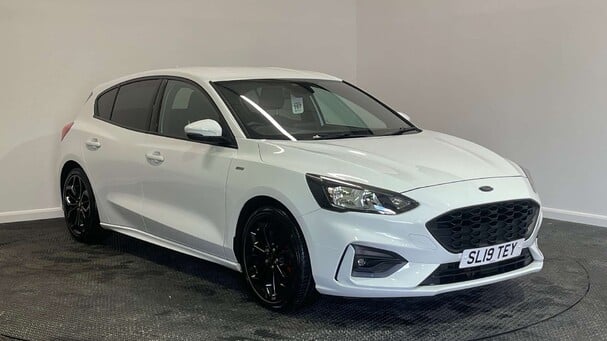 Ford Focus 1.0T EcoBoost ST-Line X Hatchback 5dr Petrol Manual Euro 6 (s/s) (125 ps) Service History