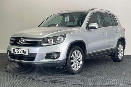 Volkswagen Tiguan 2.0 TDI BlueMotion Tech Match SUV 5dr Diesel Manual 4WD Euro 5 (s/s) (140 p 3