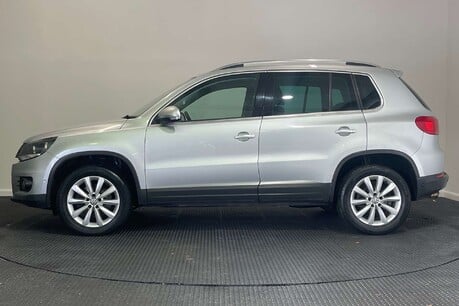 Volkswagen Tiguan 2.0 TDI BlueMotion Tech Match SUV 5dr Diesel Manual 4WD Euro 5 (s/s) (140 p 4