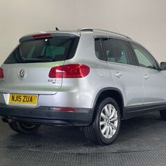 Volkswagen Tiguan 2.0 TDI BlueMotion Tech Match SUV 5dr Diesel Manual 4WD Euro 5 (s/s) (140 p 7