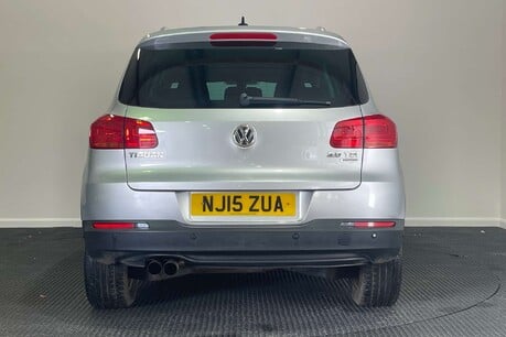 Volkswagen Tiguan 2.0 TDI BlueMotion Tech Match SUV 5dr Diesel Manual 4WD Euro 5 (s/s) (140 p 6