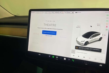 Tesla Model 3 Standard Range Plus Saloon 4dr Electric Auto RWD (241 bhp) 32