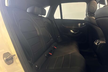 Mercedes-Benz GLC 2.1 GLC220d AMG Line (Premium Plus) SUV 5dr Diesel G-Tronic 4MATIC Euro 6 ( 48