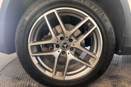 Mercedes-Benz GLC 2.1 GLC220d AMG Line (Premium Plus) SUV 5dr Diesel G-Tronic 4MATIC Euro 6 ( 63
