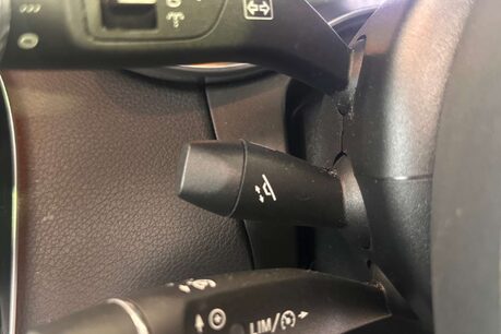 Mercedes-Benz GLC 2.1 GLC220d AMG Line (Premium Plus) SUV 5dr Diesel G-Tronic 4MATIC Euro 6 ( 26