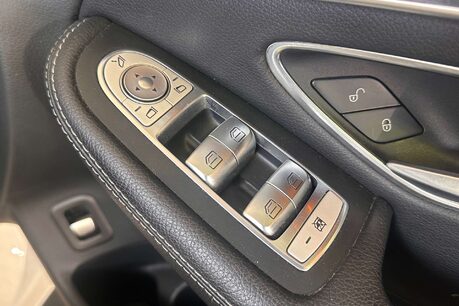 Mercedes-Benz GLC 2.1 GLC220d AMG Line (Premium Plus) SUV 5dr Diesel G-Tronic 4MATIC Euro 6 ( 11