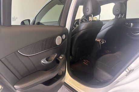 Mercedes-Benz GLC 2.1 GLC220d AMG Line (Premium Plus) SUV 5dr Diesel G-Tronic 4MATIC Euro 6 ( 54