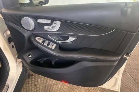 Mercedes-Benz GLC 2.1 GLC220d AMG Line (Premium Plus) SUV 5dr Diesel G-Tronic 4MATIC Euro 6 ( 10