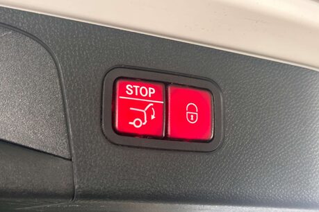 Mercedes-Benz GLC 2.1 GLC220d AMG Line (Premium Plus) SUV 5dr Diesel G-Tronic 4MATIC Euro 6 ( 53