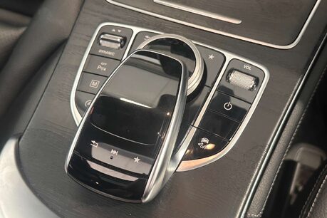 Mercedes-Benz GLC 2.1 GLC220d AMG Line (Premium Plus) SUV 5dr Diesel G-Tronic 4MATIC Euro 6 ( 41