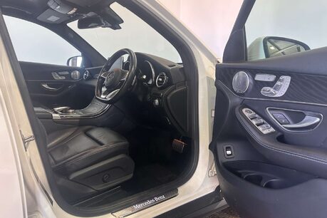 Mercedes-Benz GLC 2.1 GLC220d AMG Line (Premium Plus) SUV 5dr Diesel G-Tronic 4MATIC Euro 6 ( 9
