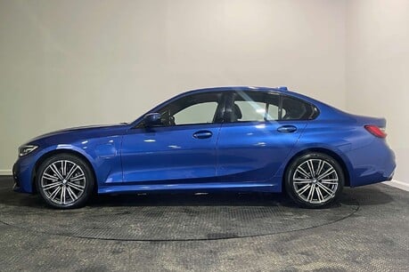 BMW 3 Series 2.0 330e 12kWh M Sport Saloon 4dr Petrol Plug-in Hybrid Auto Euro 6 (s/s) ( 4