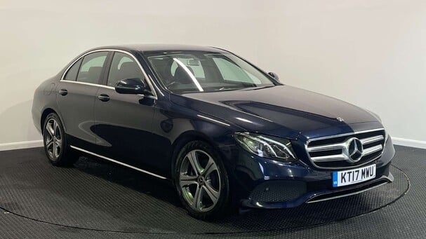 Mercedes-Benz E Class 2.0 E220d SE Saloon 4dr Diesel G-Tronic+ Euro 6 (s/s) (194 ps) Service History