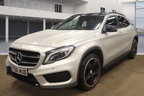 Mercedes-Benz GLA 2.1 GLA220d AMG Line (Premium Plus) SUV 5dr Diesel 7G-DCT 4MATIC Euro 6 (s/ 3