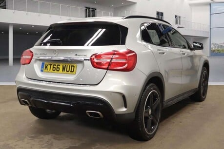 Mercedes-Benz GLA 2.1 GLA220d AMG Line (Premium Plus) SUV 5dr Diesel 7G-DCT 4MATIC Euro 6 (s/ 5