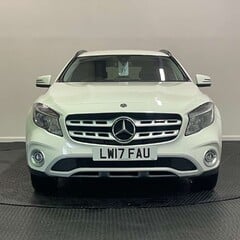 Mercedes-Benz GLA 2.1 GLA200d SE SUV 5dr Diesel Manual Euro 6 (s/s) (136 ps) 2