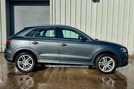 Audi Q3 2.0 TDI S line SUV 5dr Diesel S Tronic quattro Euro 5 (s/s) (177 ps)