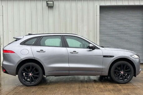 Jaguar F-Pace 2.0 D180 Chequered Flag SUV 5dr Diesel Auto AWD Euro 6 (s/s) (180 ps)