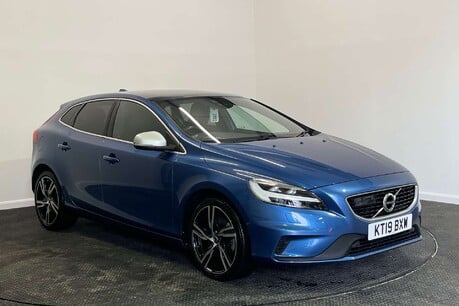 Volvo V40 2.0 D2 R-Design Edition Hatchback 5dr Diesel Auto Euro 6 (s/s) (120 ps)