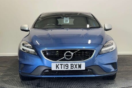 Volvo V40 2.0 D2 R-Design Edition Hatchback 5dr Diesel Auto Euro 6 (s/s) (120 ps) 2