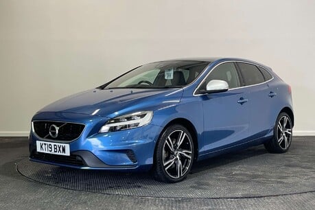 Volvo V40 2.0 D2 R-Design Edition Hatchback 5dr Diesel Auto Euro 6 (s/s) (120 ps) 3