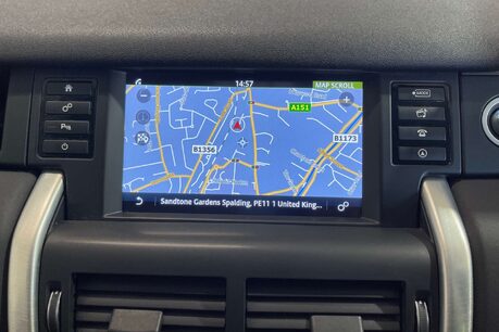 Land Rover Discovery Sport 2.0 TD4 SE Tech SUV 5dr Diesel Auto 4WD Euro 6 (s/s) (180 ps) 30