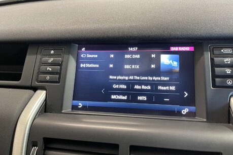 Land Rover Discovery Sport 2.0 TD4 SE Tech SUV 5dr Diesel Auto 4WD Euro 6 (s/s) (180 ps) 26