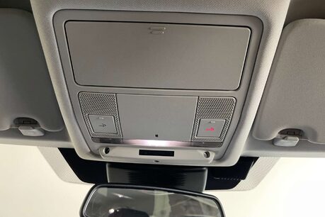 Land Rover Discovery Sport 2.0 TD4 SE Tech SUV 5dr Diesel Auto 4WD Euro 6 (s/s) (180 ps) 29