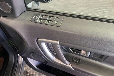 Land Rover Discovery Sport 2.0 TD4 SE Tech SUV 5dr Diesel Auto 4WD Euro 6 (s/s) (180 ps) 14