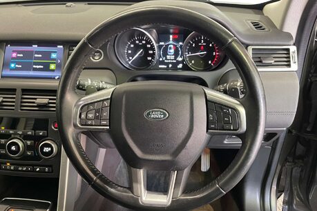 Land Rover Discovery Sport 2.0 TD4 SE Tech SUV 5dr Diesel Auto 4WD Euro 6 (s/s) (180 ps) 15