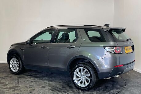 Land Rover Discovery Sport 2.0 TD4 SE Tech SUV 5dr Diesel Auto 4WD Euro 6 (s/s) (180 ps) 5