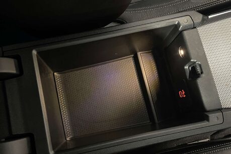 BMW 3 Series 2.0 330e 12kWh M Sport Touring 5dr Petrol Plug-in Hybrid Auto Euro 6 (s/s)  31