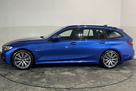 BMW 3 Series 2.0 330e 12kWh M Sport Touring 5dr Petrol Plug-in Hybrid Auto Euro 6 (s/s)  4