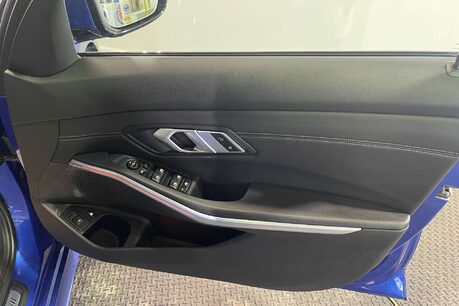 BMW 3 Series 2.0 330e 12kWh M Sport Touring 5dr Petrol Plug-in Hybrid Auto Euro 6 (s/s)  10
