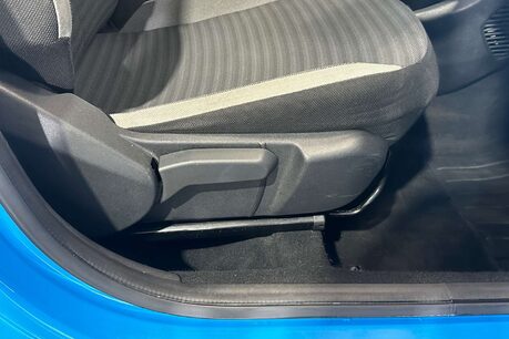 Toyota Aygo 1.0 VVT-i x-trend Hatchback 5dr Petrol Manual Euro 6 (71 ps) 12