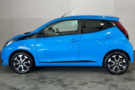 Toyota Aygo 1.0 VVT-i x-trend Hatchback 5dr Petrol Manual Euro 6 (71 ps) 4