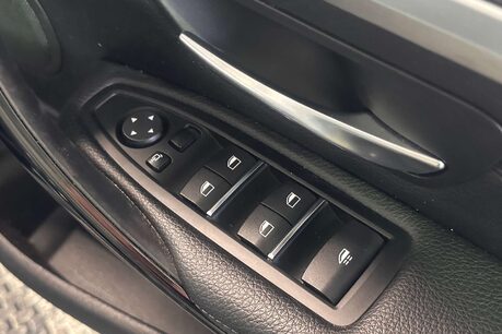 BMW 4 Series 2.0 420d Sport Convertible 2dr Diesel Auto Euro 6 (s/s) (190 ps) 19