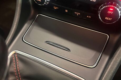 Mercedes-Benz GLA 1.6 GLA200 AMG Line (Premium Plus) SUV 5dr Petrol Manual Euro 6 (s/s) (156  35