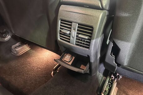 Mercedes-Benz GLA 1.6 GLA200 AMG Line (Premium Plus) SUV 5dr Petrol Manual Euro 6 (s/s) (156  46