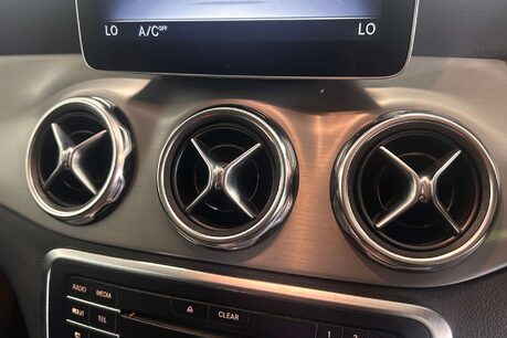 Mercedes-Benz GLA 1.6 GLA200 AMG Line (Premium Plus) SUV 5dr Petrol Manual Euro 6 (s/s) (156  32