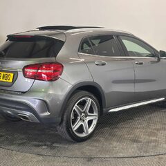 Mercedes-Benz GLA 1.6 GLA200 AMG Line (Premium Plus) SUV 5dr Petrol Manual Euro 6 (s/s) (156  7