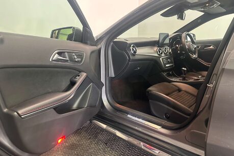 Mercedes-Benz GLA 1.6 GLA200 AMG Line (Premium Plus) SUV 5dr Petrol Manual Euro 6 (s/s) (156  55
