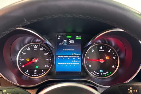 Mercedes-Benz C Class 2.0 C300de 13.5kWh Sport Edition Estate 5dr Diesel Plug-in Hybrid G-Tronic+ 23